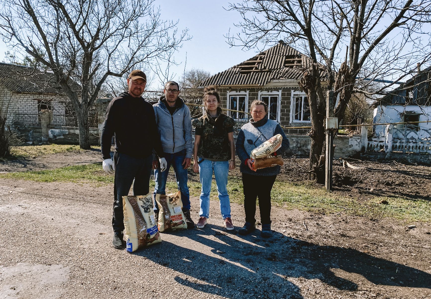 Стояновы с гуманитарной помощью